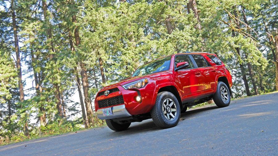  Toyota 4Runner TRD Off-Road (N280) 2016 года  (NA) (фото 9 из 37)